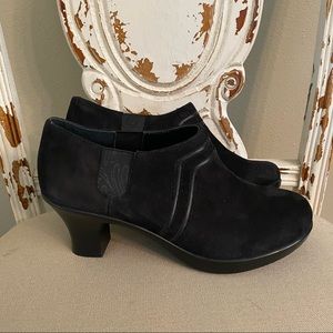 Dansko Banks Heels Black Suede Booties Slip-On 37